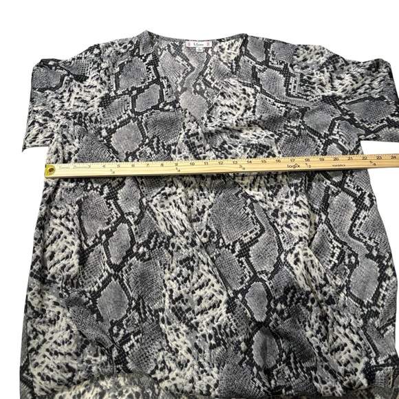 L Love Semi Sheer Snake Print Crossover Blouse Bell Sleeves Office Size Large - Picture 15 of 16